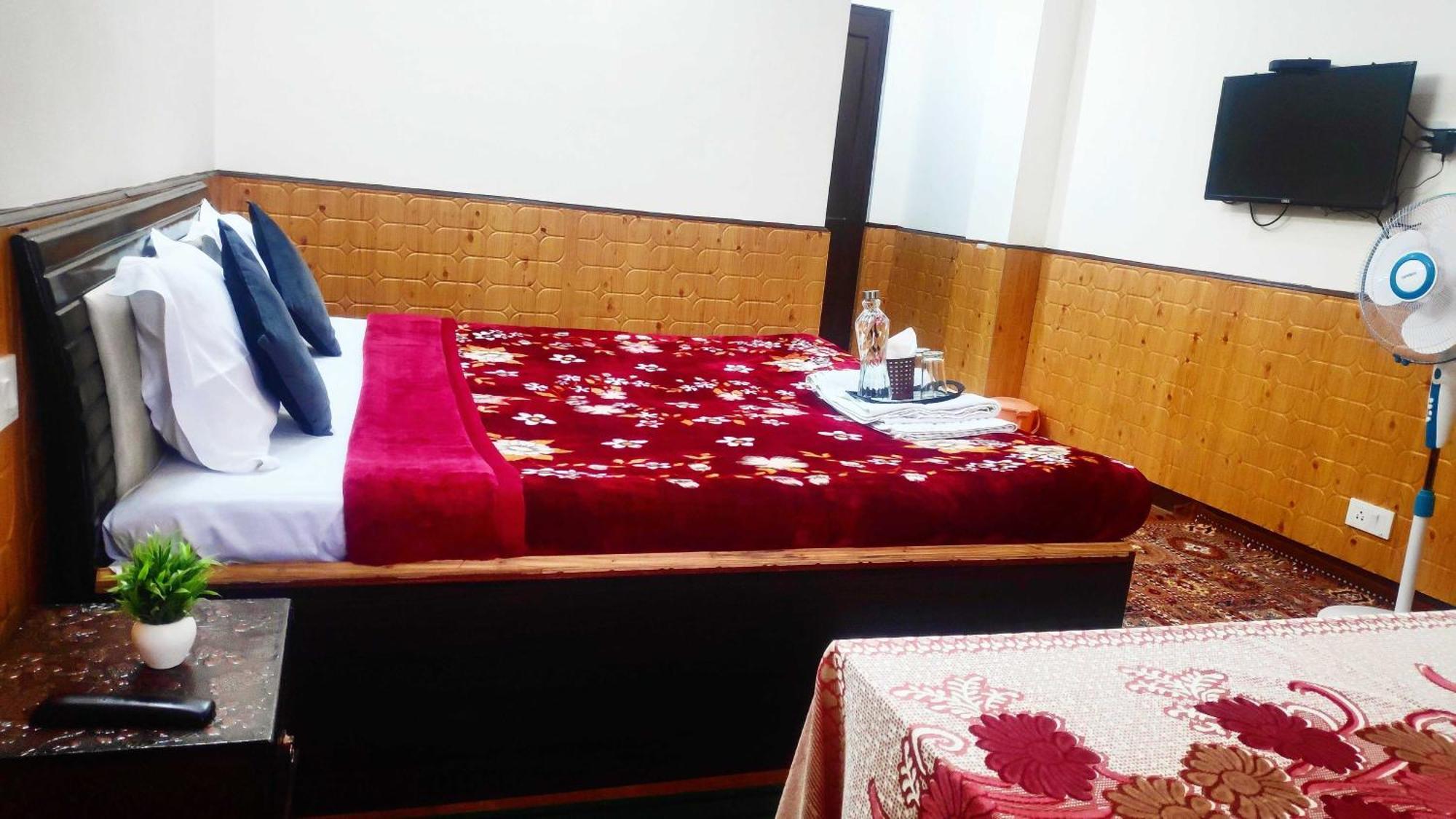 Hotel O New Shushant Regency Shimla Exterior foto