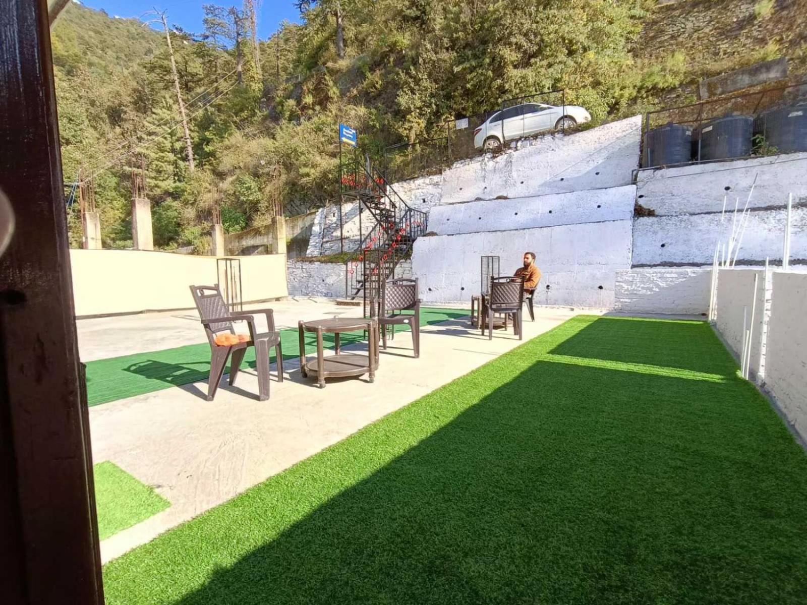 Hotel O New Shushant Regency Shimla Exterior foto