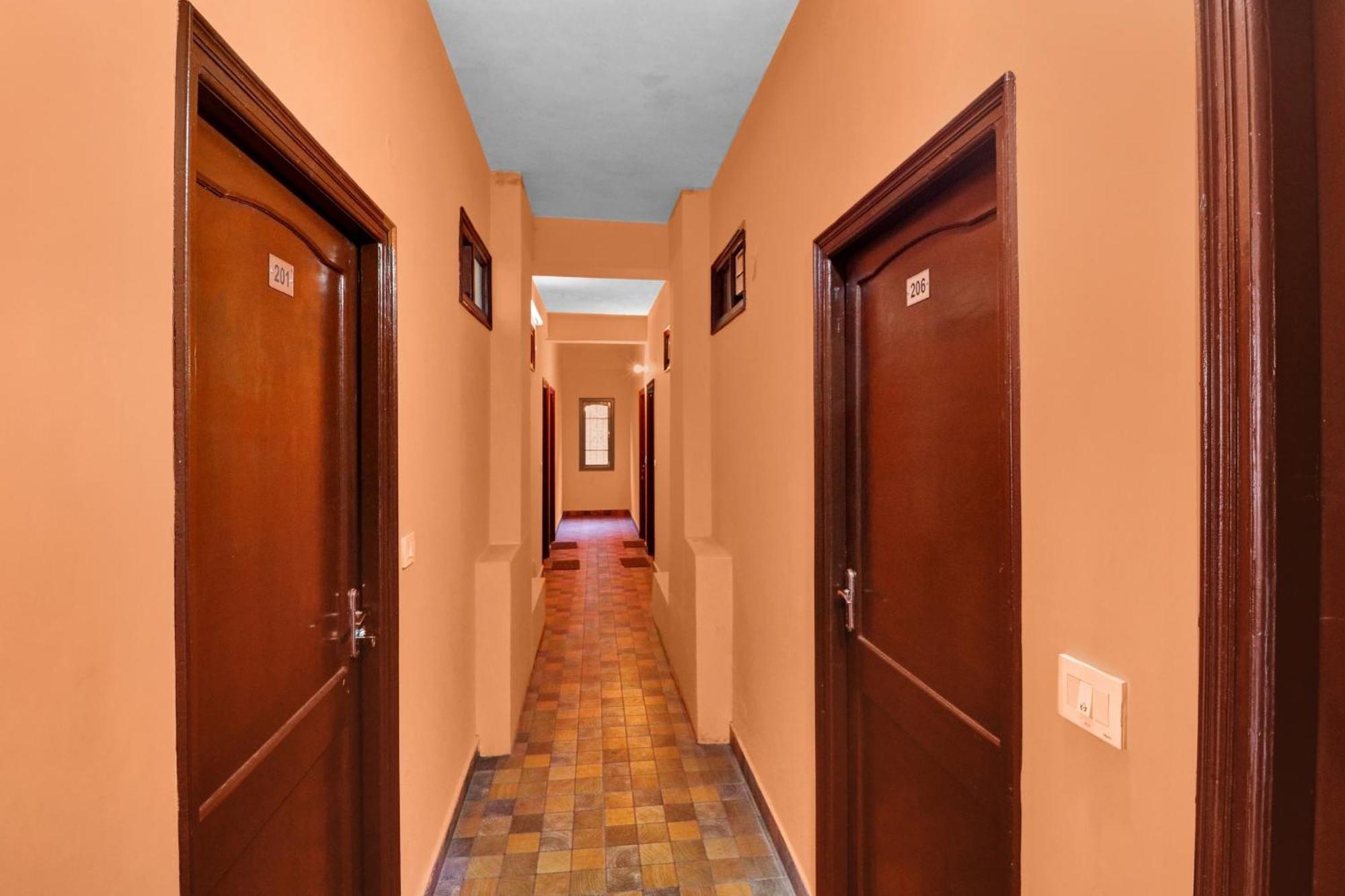 Hotel O New Shushant Regency Shimla Exterior foto